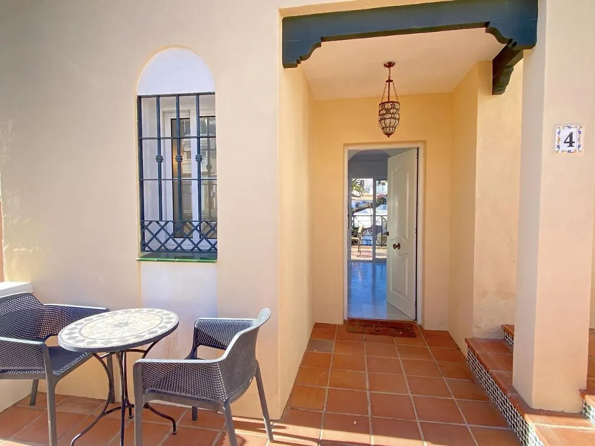 Villa Lucena Private Pool Casasol 内尔哈 0*,  西班牙